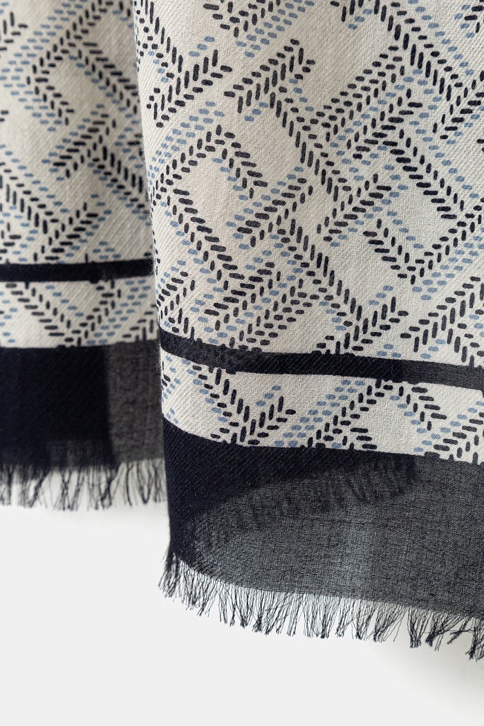 Tommy Hilfiger šatka dámska hodvábna AW0AW18683 tmavomodrá AW26
