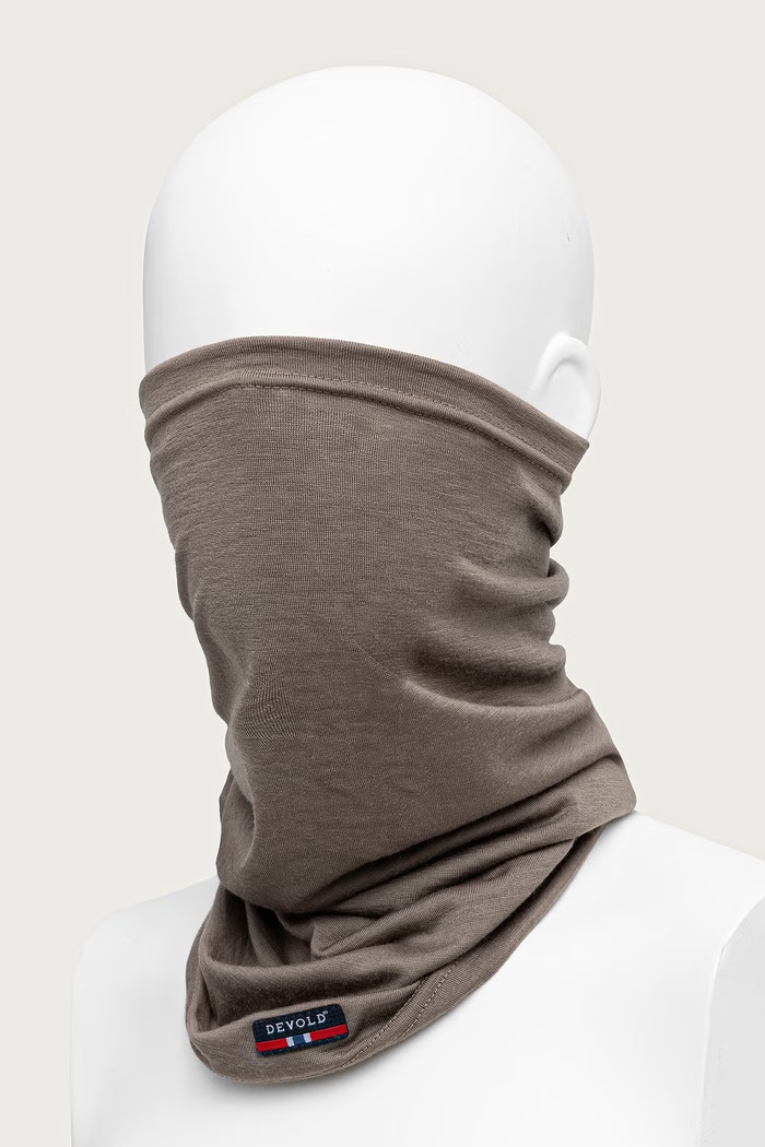 Akcesoria Devold Komin z wełny merino Breeze Merino PDGO.180.840.A brązowy