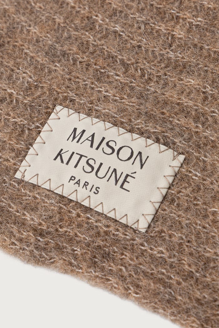 Maison Kitsuné Kaptur z wełną MRUAT11WA0022 beżowy AW26