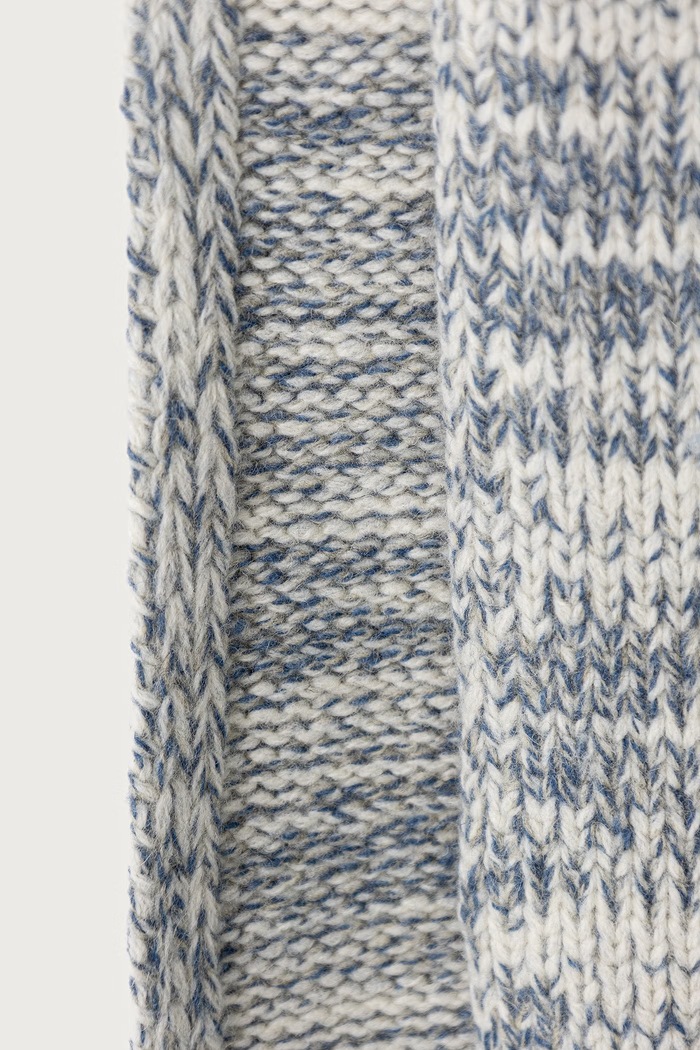 Axel Arigato Flock szalik z wełną X4246002 szary AW26
