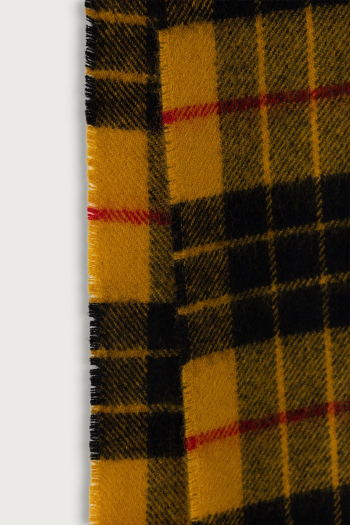 Fred Perry Szalik wełniany C3338.480 czarny AW26