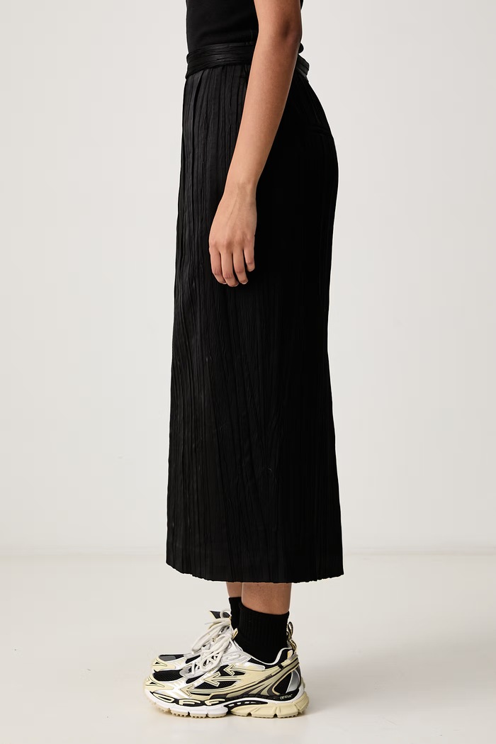 TUBO with viscose Willy Chavarria MWWSK006.004N black