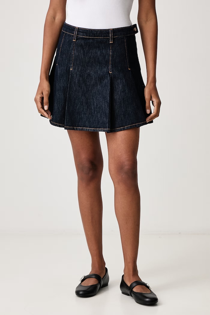 Lacoste Spódnica plisowana jeansowa granatowy JF8311