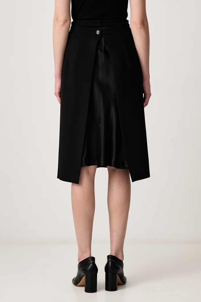 Odzież Vetements Spódnica trapezowa z wiskozą WH27SK033G czarny