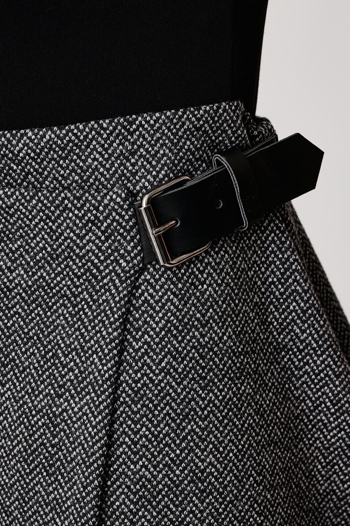 Spódnica z dodatkiem wełny WKDPETALI Weekend Max Mara 2625776012600 szary