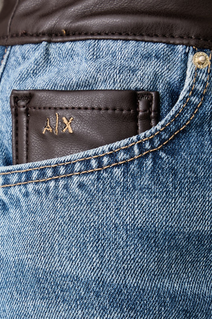 Razširjeno krilo bombažno Armani Exchange XW002758.AF25766 modra