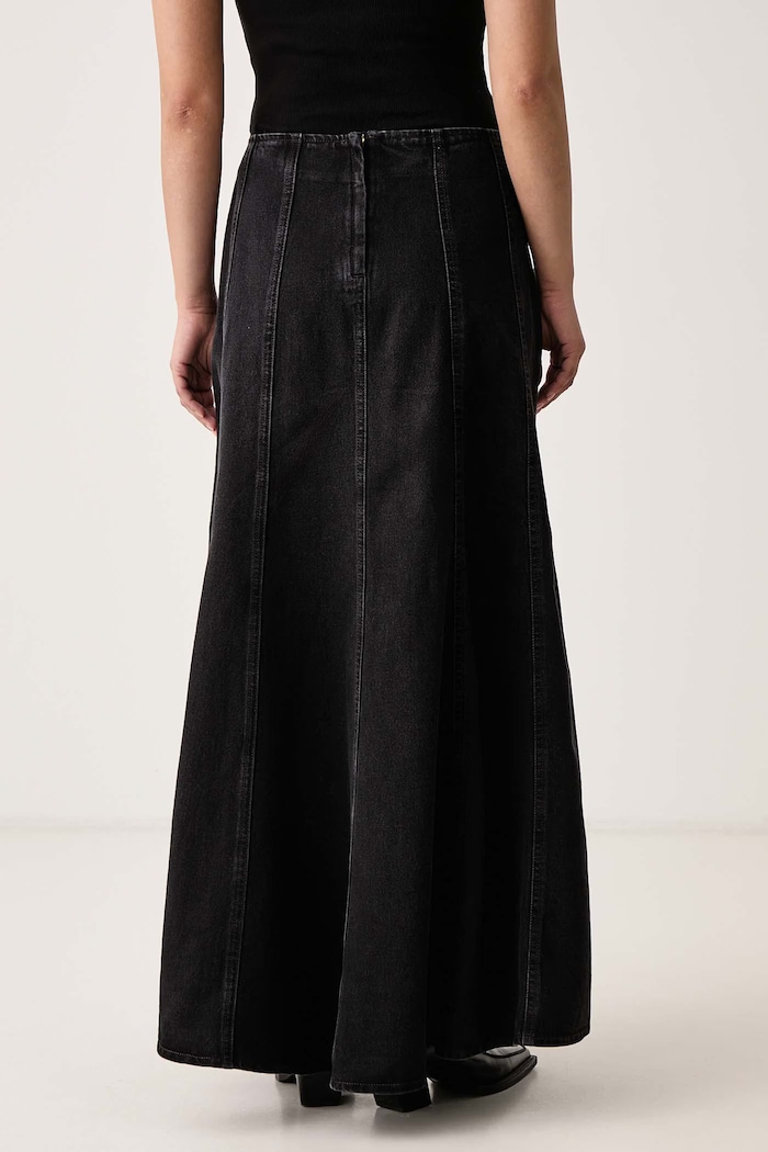 Oblečenie Levi's Rozšírená sukňa rifľová SEAMED FLARE 008AD čierna