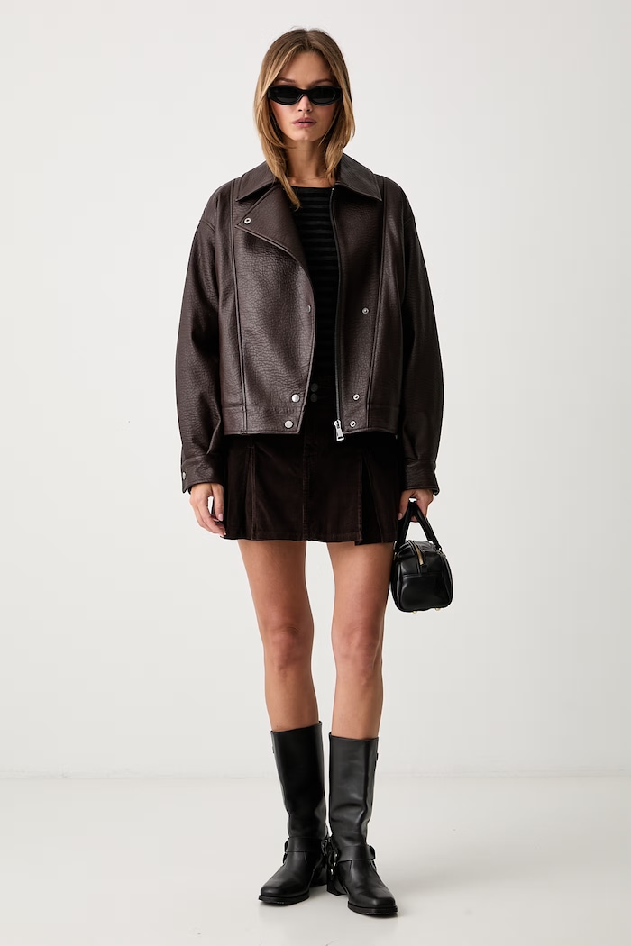 Levi's φούστα κοτλέ INVERTED PLEAT MINI 0089S καφέ AW26