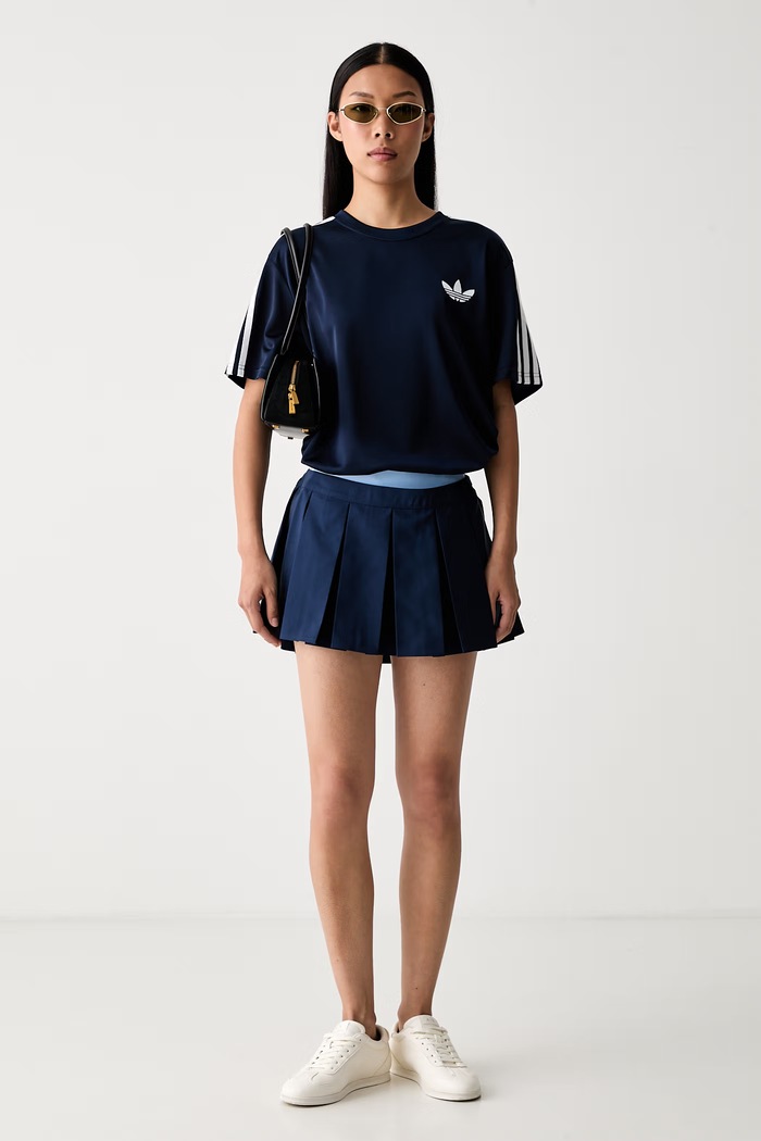 adidas Originals spódnica plisowana KU0501 granatowy AW26