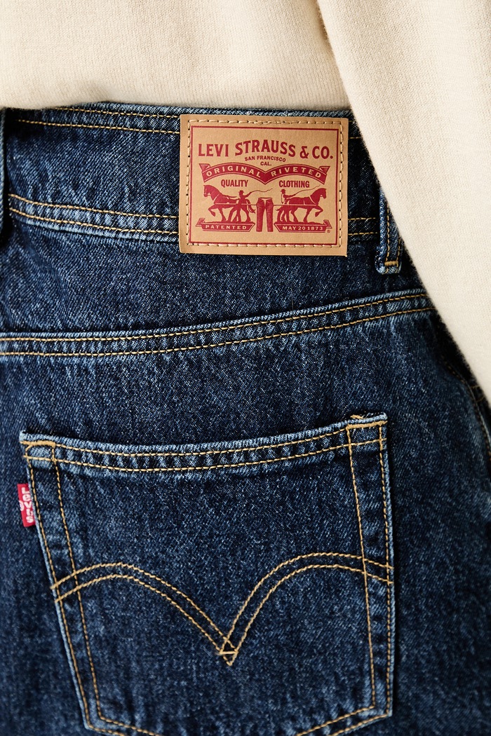 Levi's spódnica jeansowa BELTED MINI granatowy 0089R