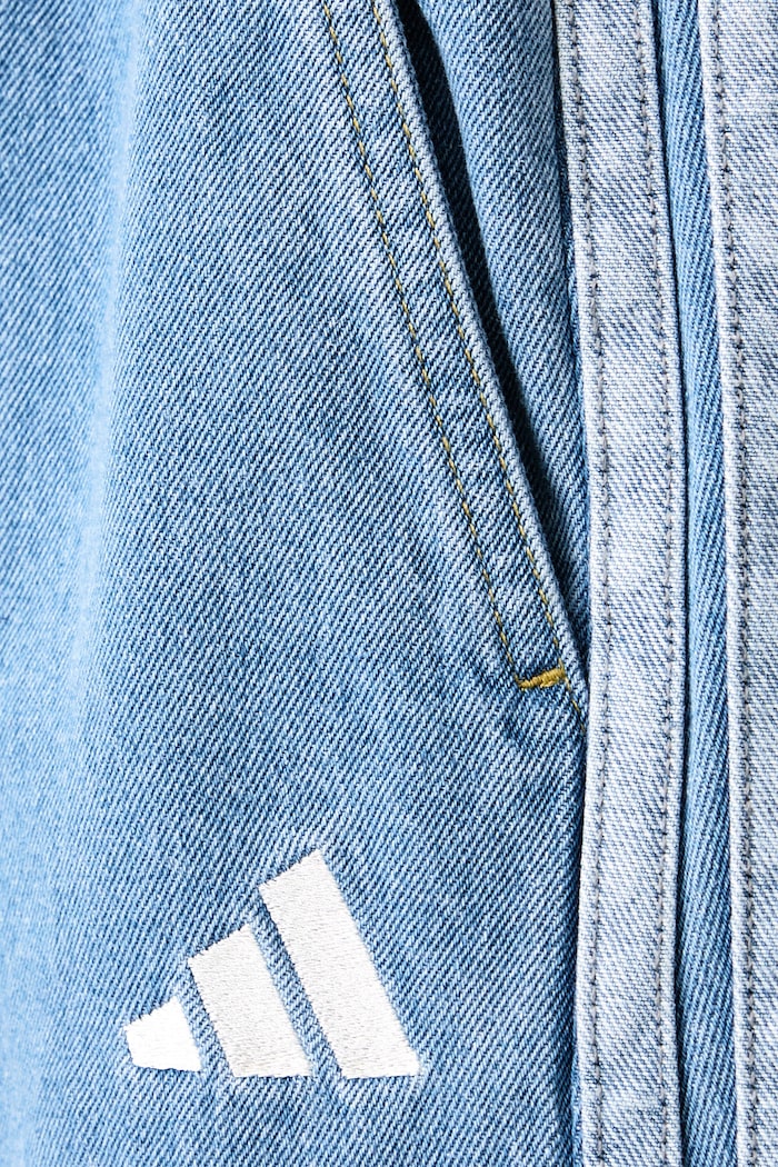 Spódnica jeansowa Denim Pack adidas KV0622 niebieski