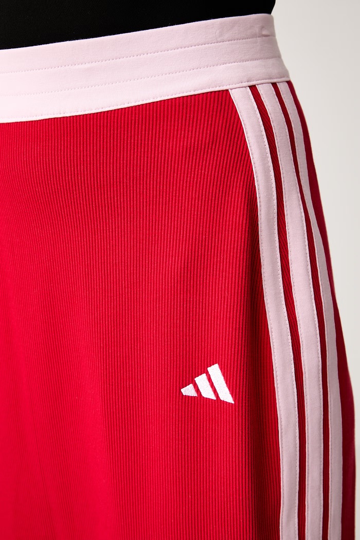 adidas spódnica z rozcięciem bawełniana z elastanem Racing Pack KT0485 czerwony