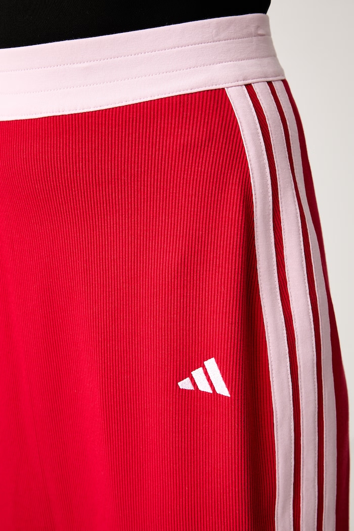 adidas spódnica z rozcięciem bawełniana z elastanem Racing Pack KT0485 czerwony