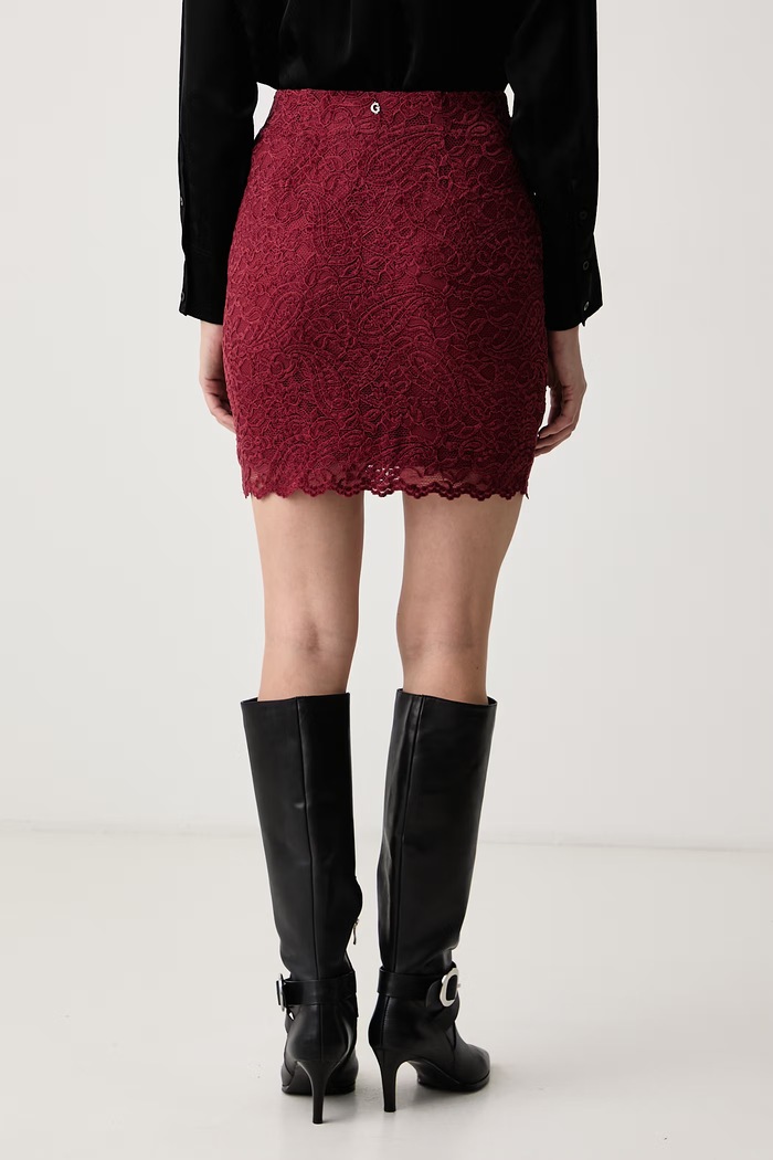 Odzież Guess Spódnica DESIREE W6BD59.K7909 bordowy