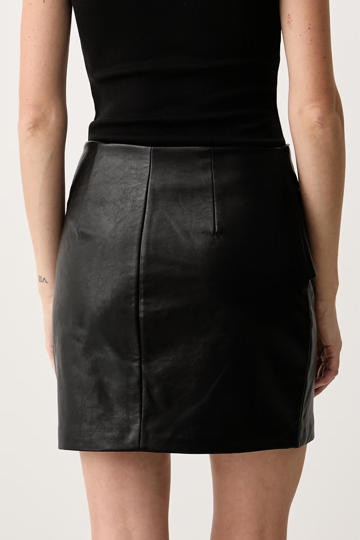 Îmbrăcăminte Guess Fustă cu vâscoză LUCIA W6BD27.W4251 negru