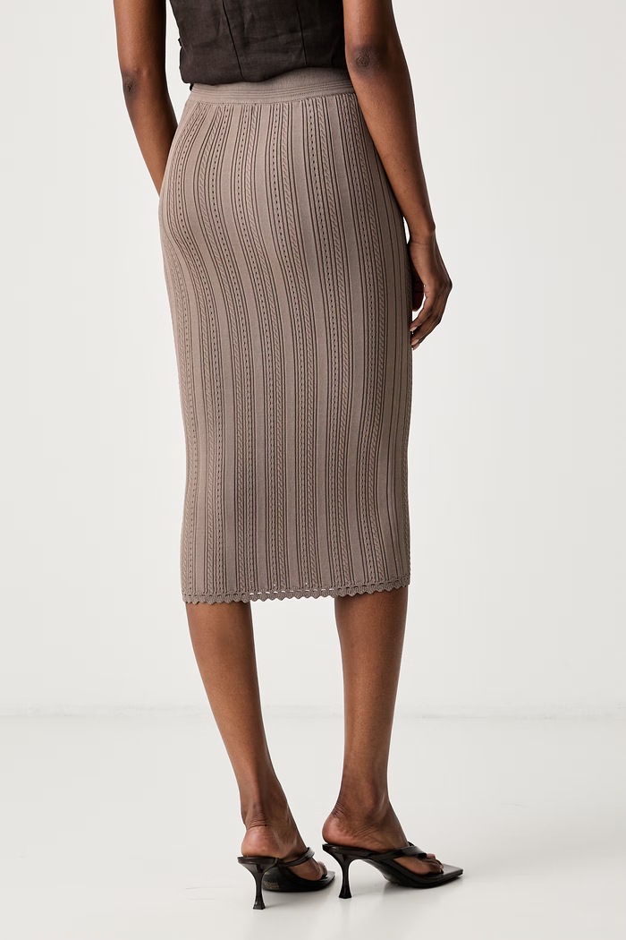 Дрехи Guess плетена пола с вискоза CARMEN W6YD23.Z0974 бежов