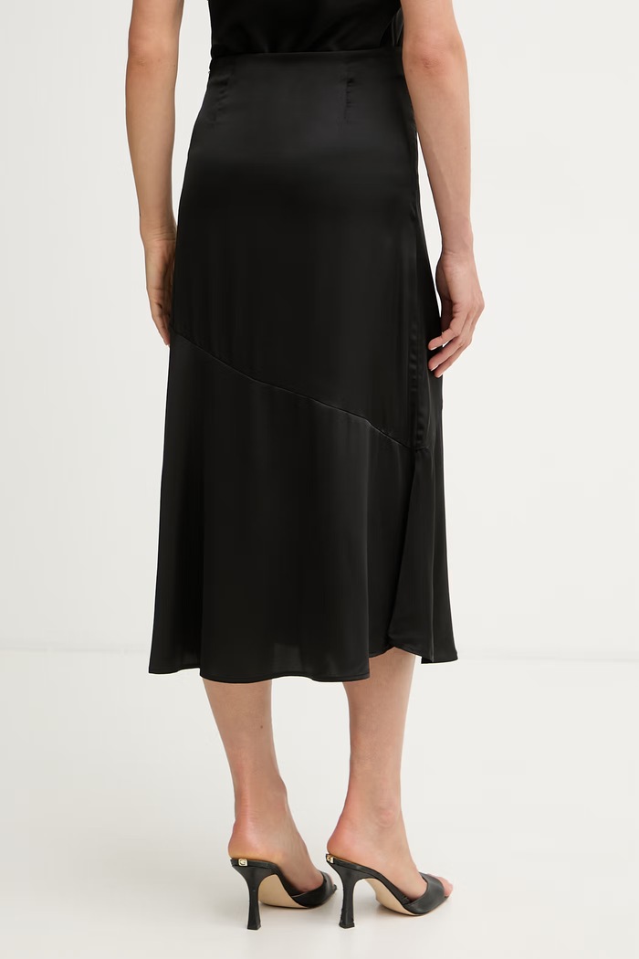 Ruházat Guess LUCREZIA W6YD15.W2941 fekete
