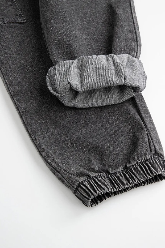 Jeansy jogger dziecięce Coccodrillo szary ZC6123103CJB