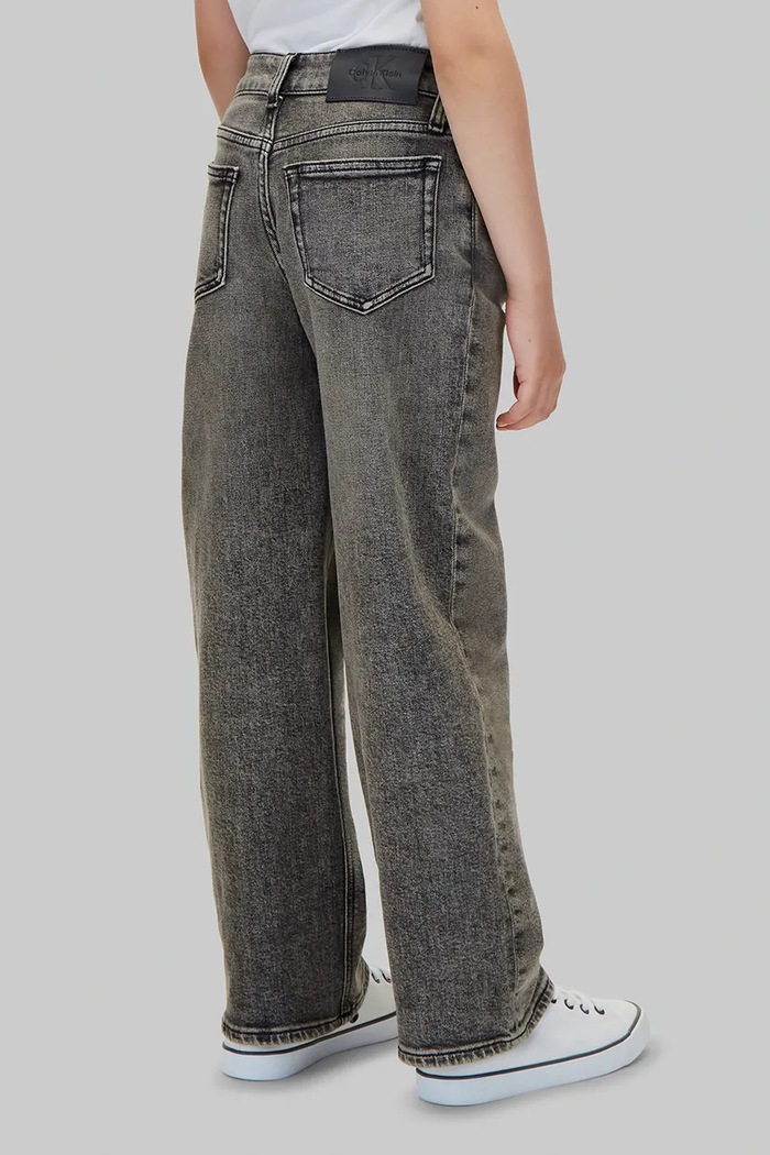 Jeansy regular dziecięce Skater Calvin Klein Jeans LVCKTJC21B.9BY2 czarny
