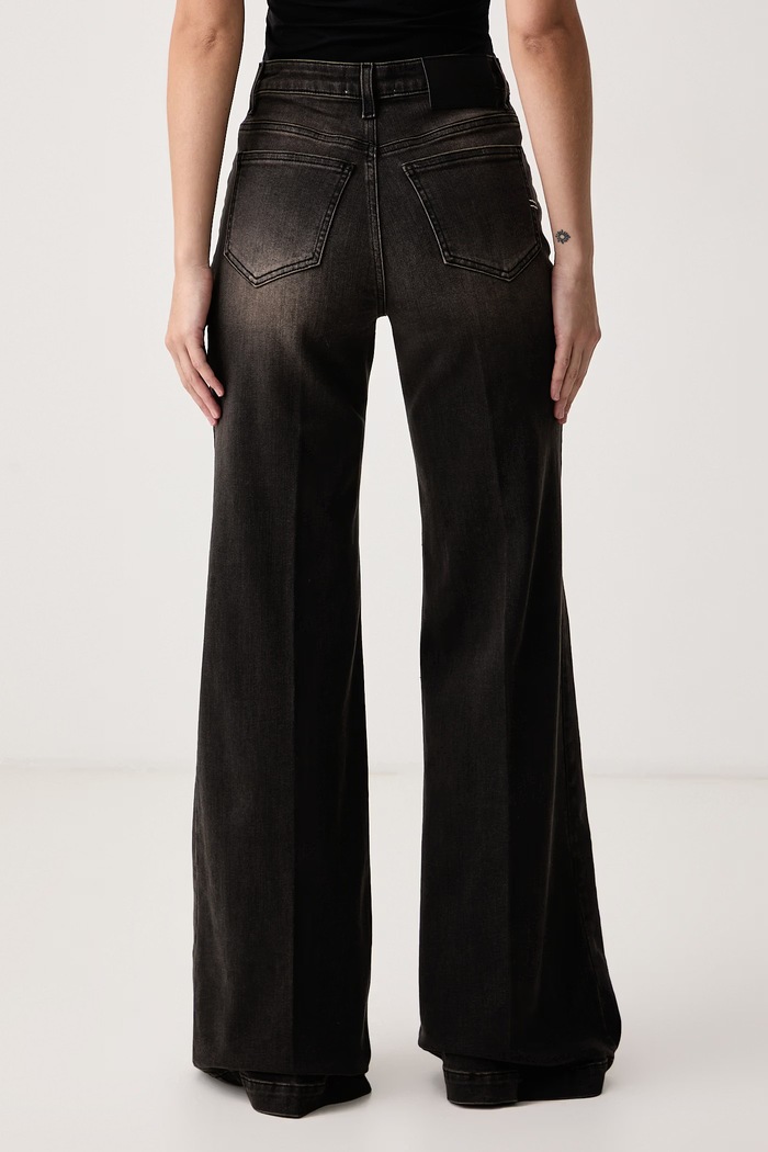 Odzież ViCOLO Jeansy wide leg damskie DAC5049 czarny