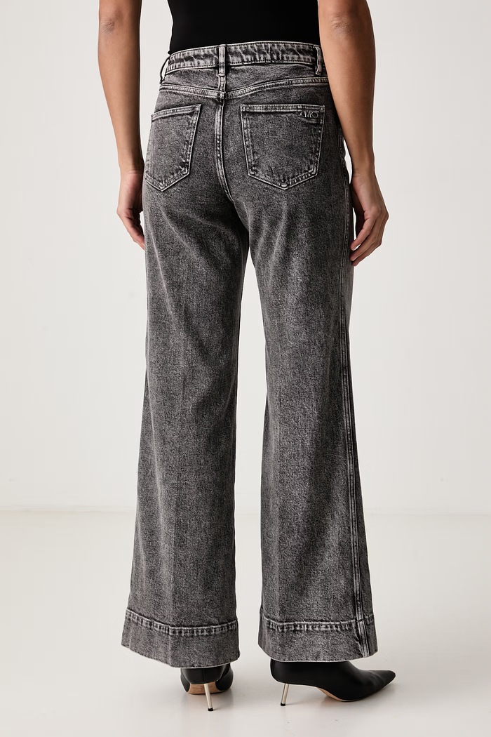Odzież MICHAEL Michael Kors Jeansy bootcut damskie MF690ANFKE szary