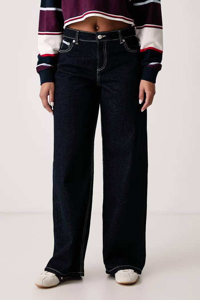 Juicy Couture Jeansy wide leg damskie DOG CREST WIDE LEG granatowy JCJDJE126952
