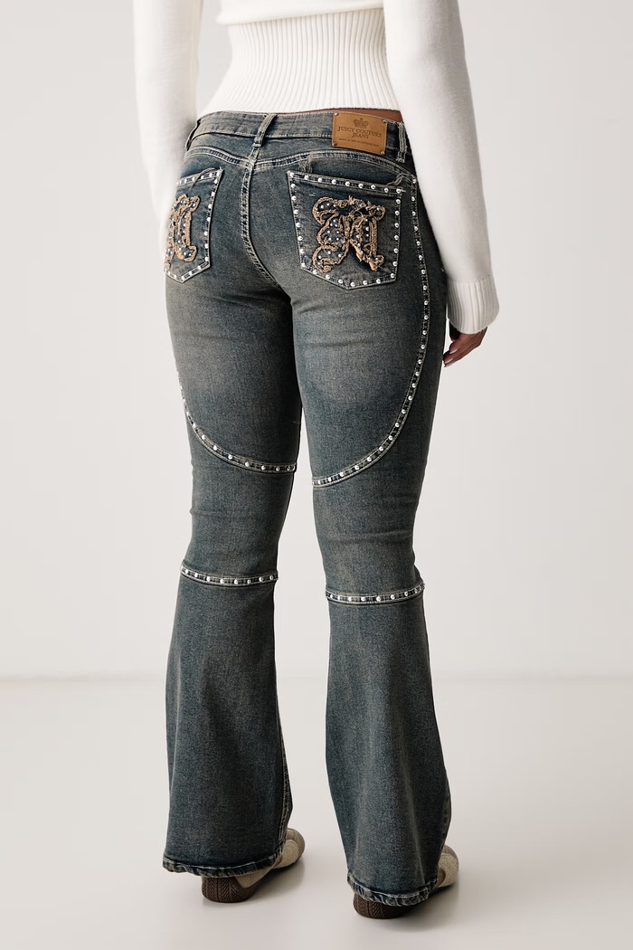 Oblačila Juicy Couture Flare kavbojke ženske STUD JUICY MOTO FLARE JEAN JCDJE226957 modra