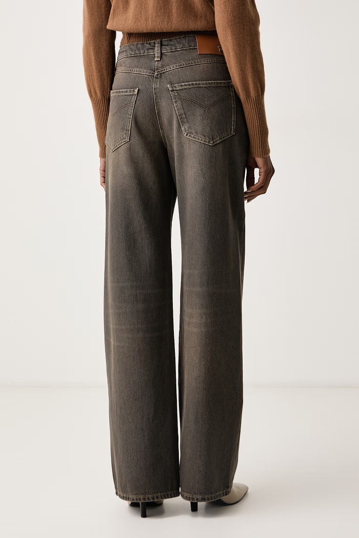 Odzież Patrizia Pepe Jeansy relaxed fit damskie 2P0098.D0043 brązowy