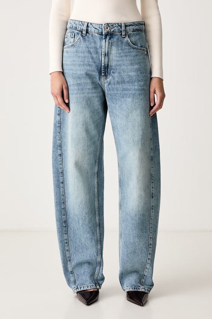 Patrizia Pepe Jeansy relaxed fit damskie niebieski 2P0037.D0042