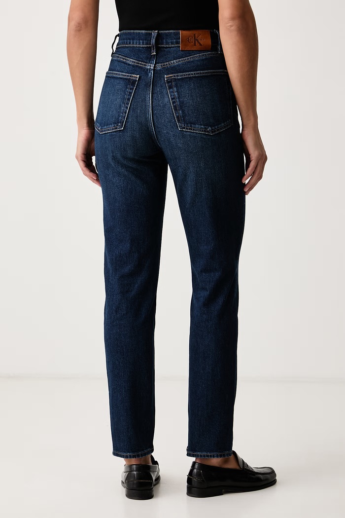 Calvin Klein Jeans Jeansy mom fit damskie LV047D842G niebieski AW26