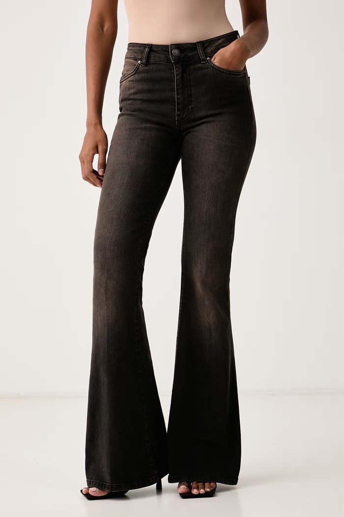 ViCOLO Jeansy flare damskie czarny DAC5048