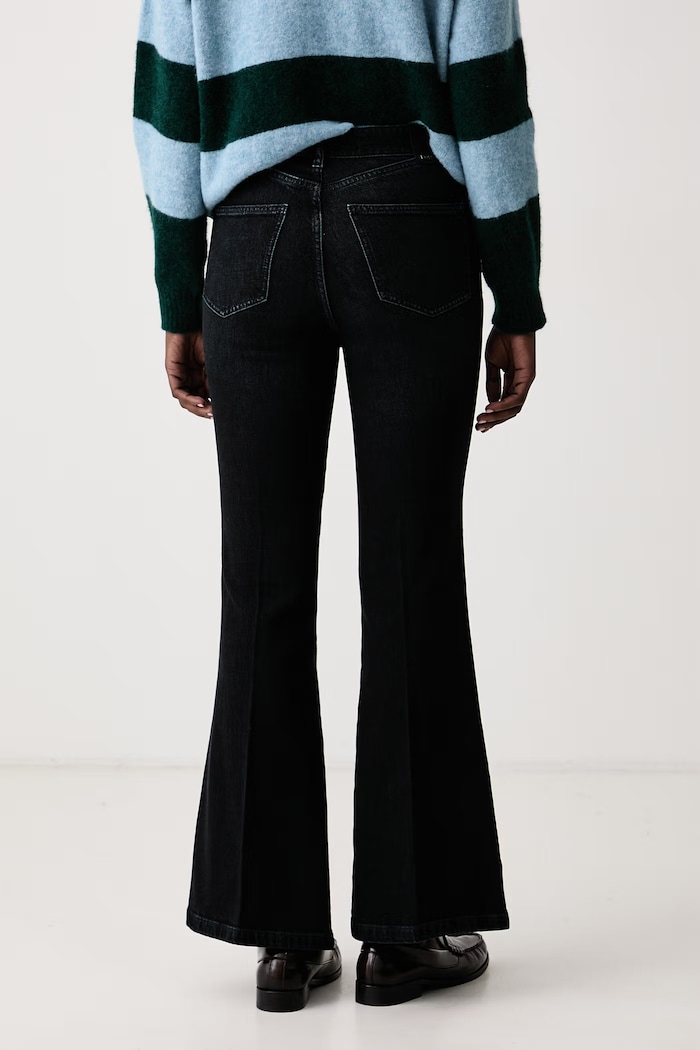 Odzież BOSS Jeansy flare damskie ROSALYA 6.0 50569588 granatowy