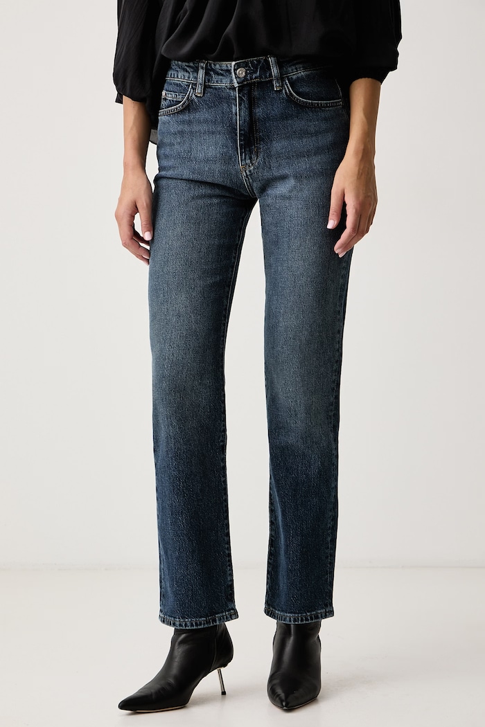 BOSS Дънки straight дамски PARKWAY-SLIM STR 2.0 тъмносин 50569576