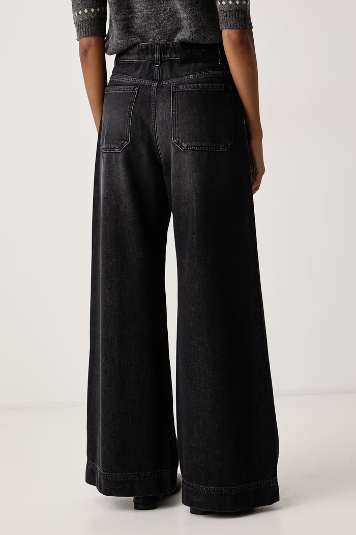 Odzież Weekend Max Mara Jeansy wide leg damskie WKDCIRO 2625186032600 czarny