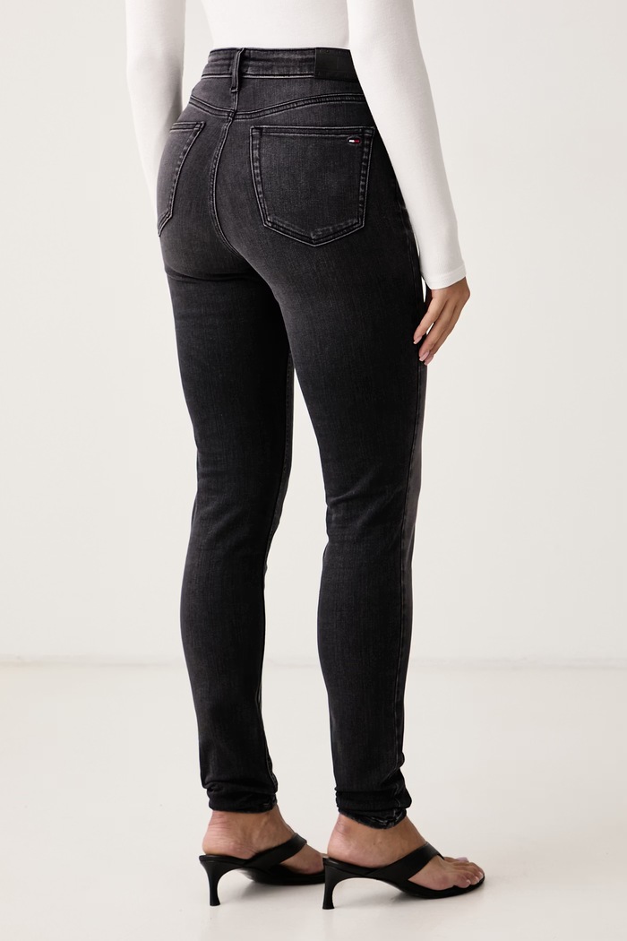 Odzież Tommy Jeans Jeansy skinny damskie DW0DW23186 czarny