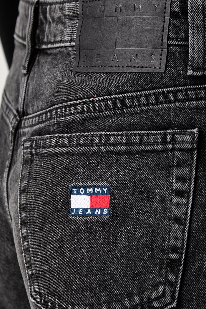Tommy Jeans straight kavbojke ženske črna DW0DW23586