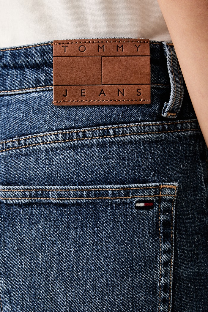 Tommy Jeans loose kavbojke ženske mornarsko modra DW0DW23565