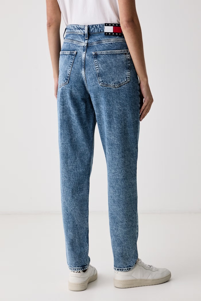 Tommy Jeans mom fit γυναικεία DW0DW23514 μπλε AW26