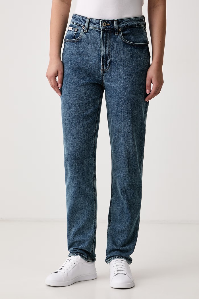 Calvin Klein Jeans Jeansy mom fit damskie niebieski LV047H715G