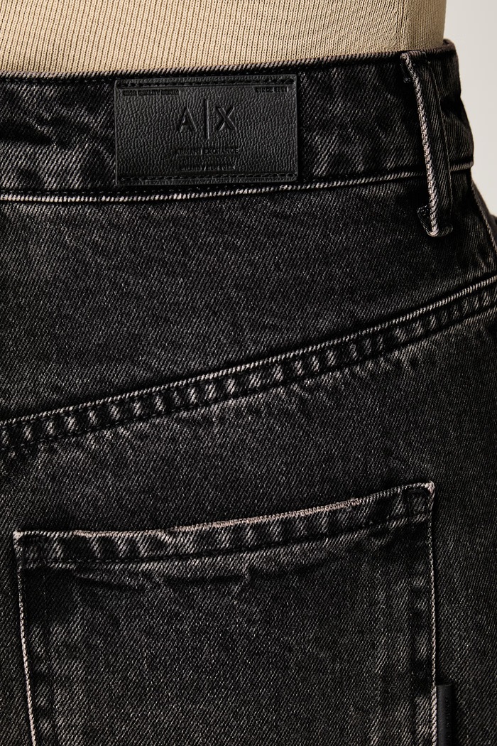 Armani Exchange barrel traperice za žene crna XW002757.AF23711