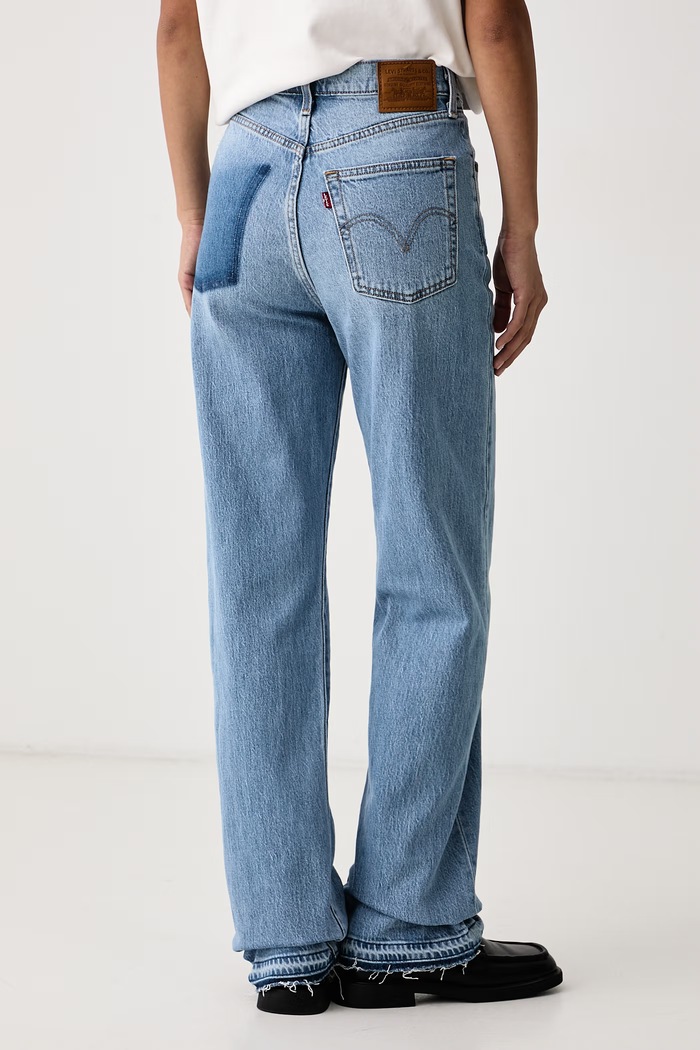 Дрехи Levi's Дънки straight дамски RIBCAGE FULL LENGTH RECRAFTED 0083V син