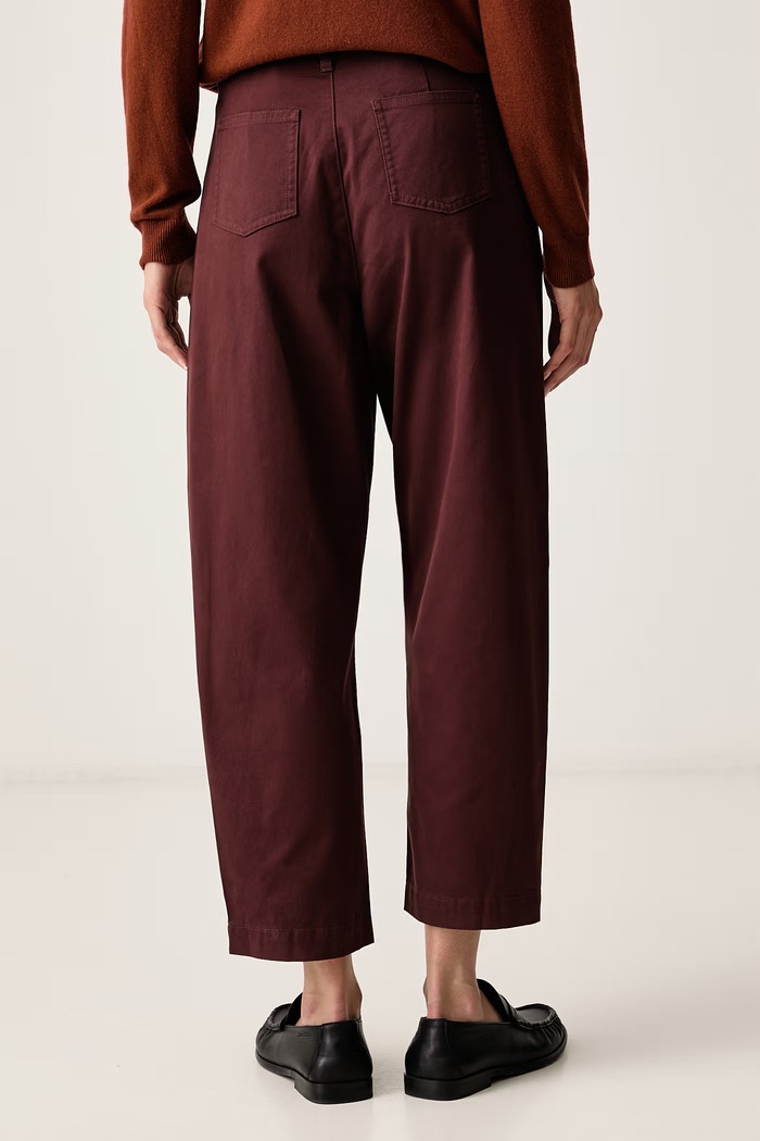 United Colors of Benetton Kalhoty dámské s bavlnou 43D8DF0CH hnědá AW26