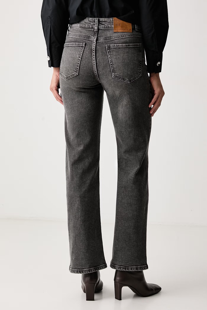 Odzież United Colors of Benetton Jeansy straight damskie 48CMDF0CE szary