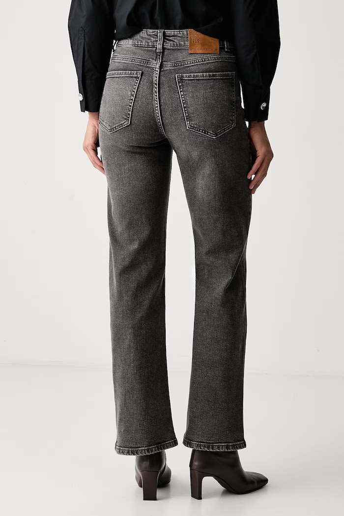 Odzież United Colors of Benetton Jeansy straight damskie 48CMDF0CE szary