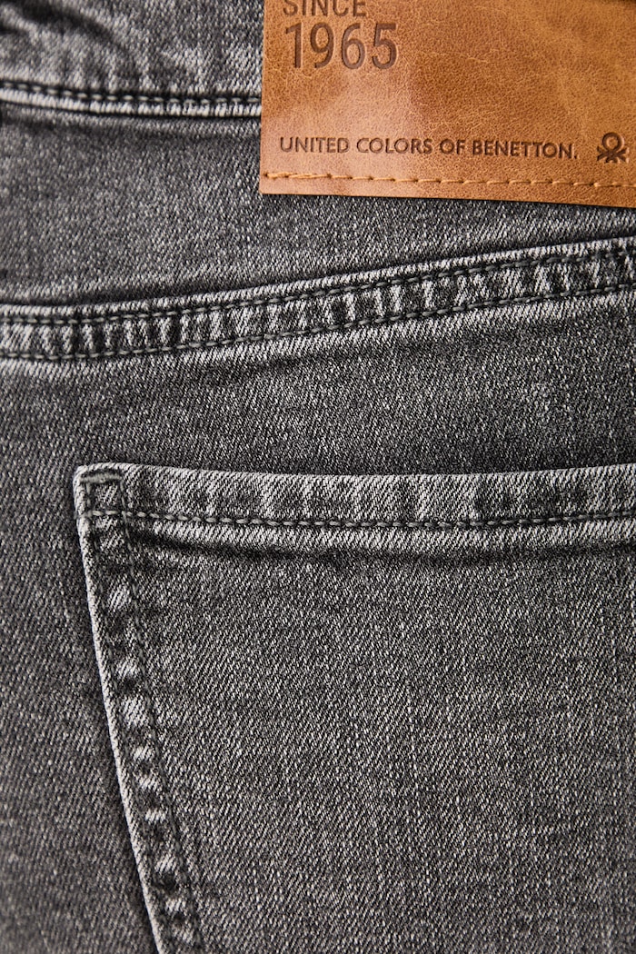 Jeansy straight damskie United Colors of Benetton 48CMDF0CE szary