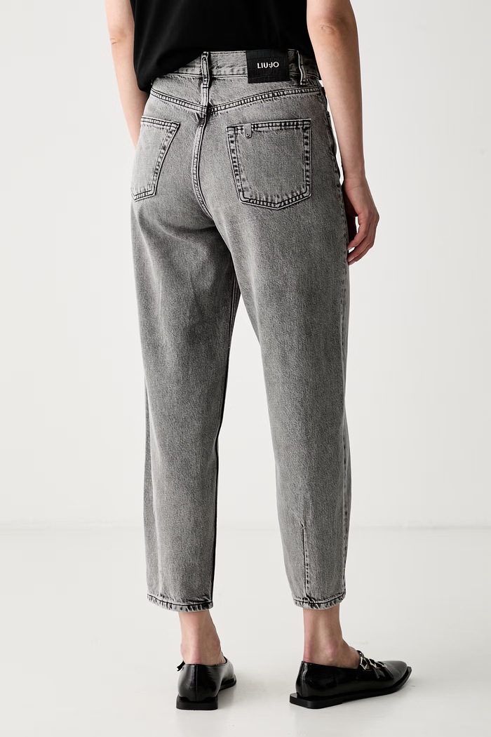 Odzież Liu Jo jeansy carrot damskie UF6159.D4854 szary