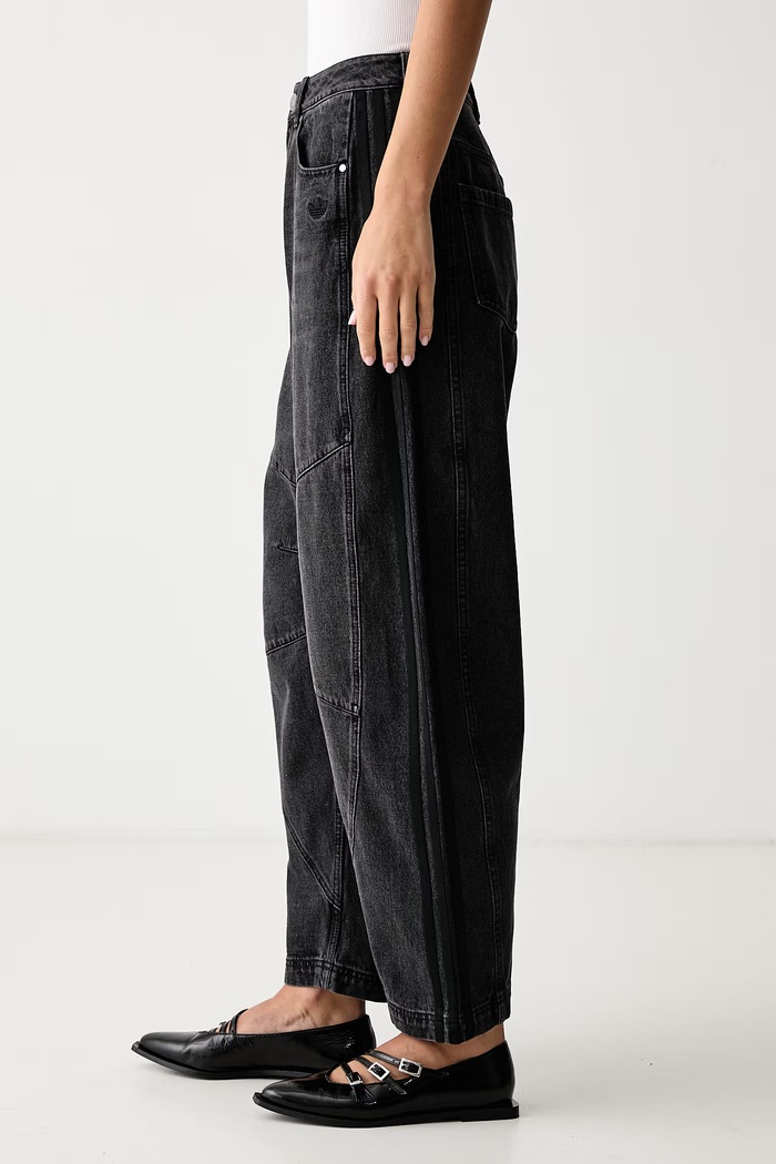Джинси barrel жіночі Denim Barrel adidas Originals LF3778 чорний