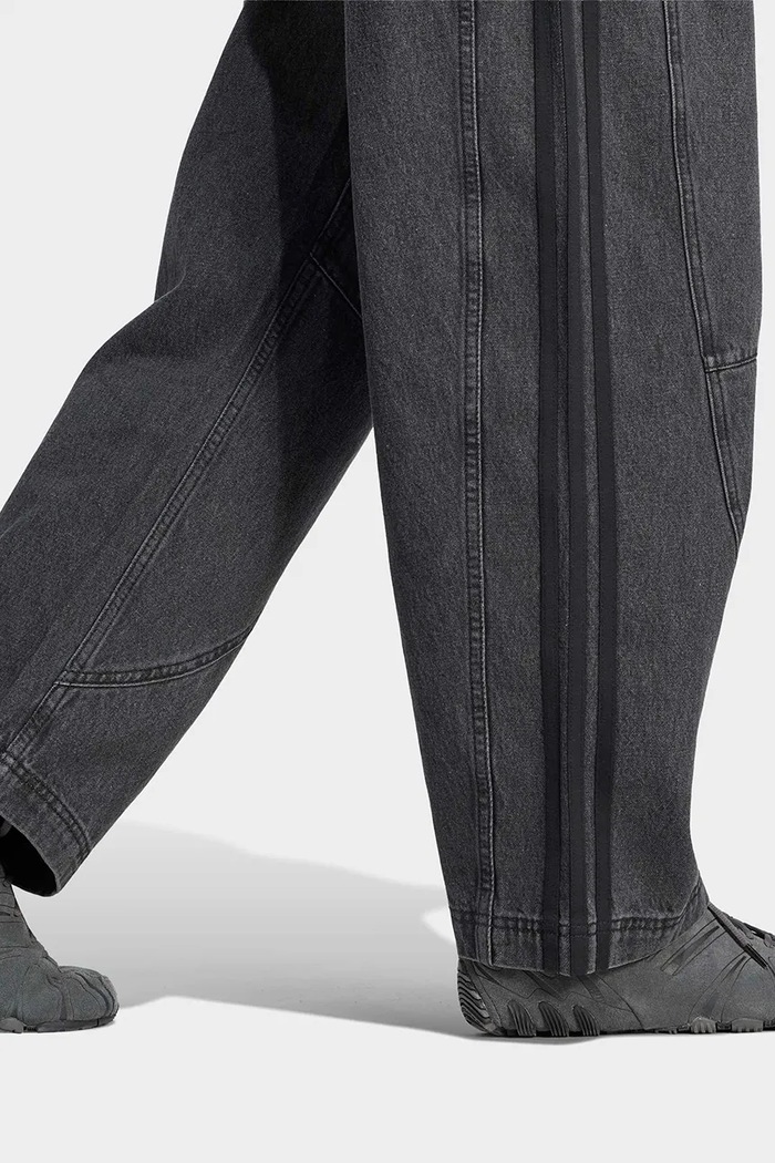 Τζιν barrel γυναικεία Denim Barrel adidas Originals μαύρο LF3778