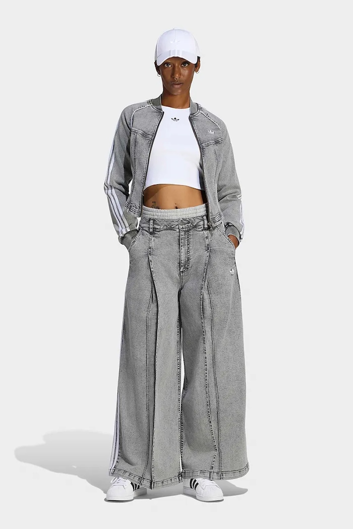 Odzież adidas Originals Jeansy wide leg damskie Denim Pleats LF3777 szary