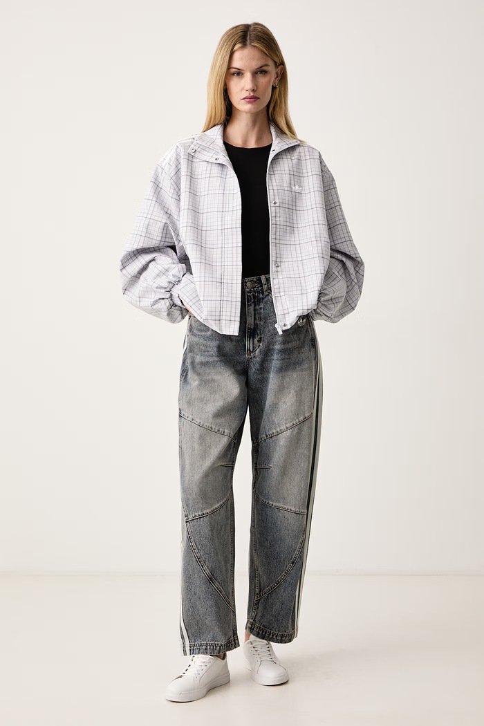adidas Originals Jeansy relaxed fit damskie Denim Barrel LE8303 niebieski AW26